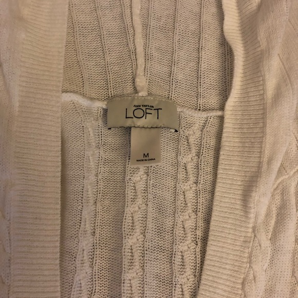 Loft Pullover Sweater Low Cut - Picture 3 of 4